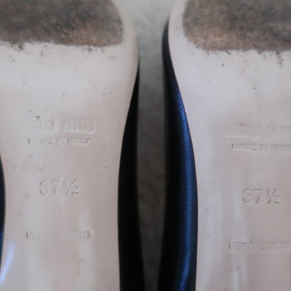 MIU MIU BLACK CALF LEATHER ROUND TOE PUMPS *Classic* WITH BOX - Picture 6 of 10